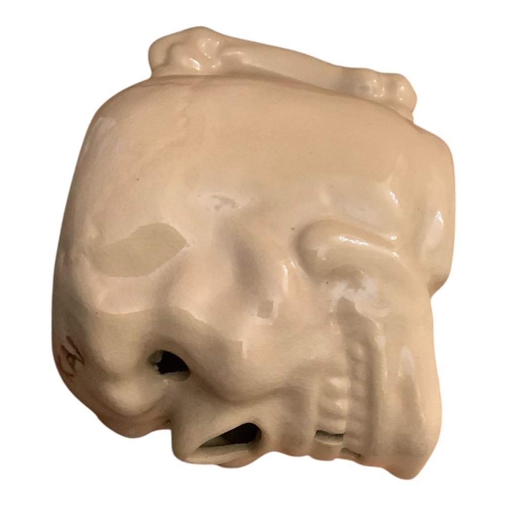 NOT4SALE it got broken VINTAGE TIKI SKULL MUG HAWAII - Picture 3 of 9